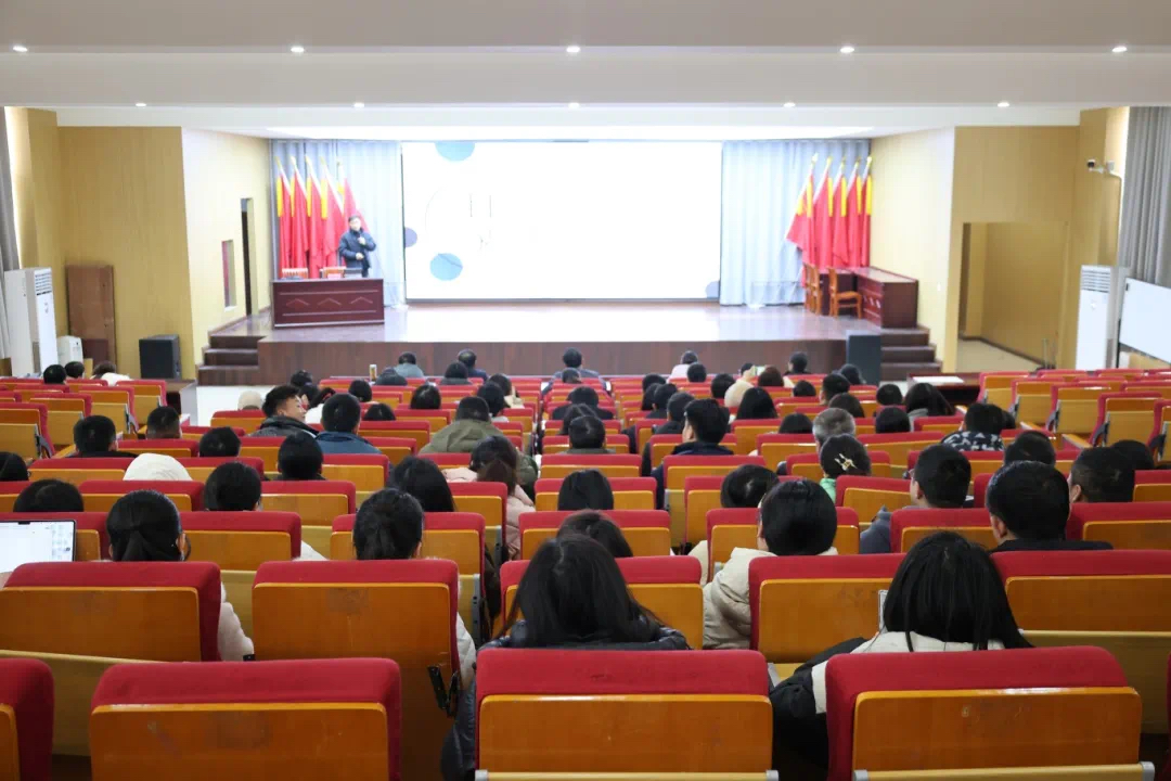 学校成功举办人工智能专题讲座